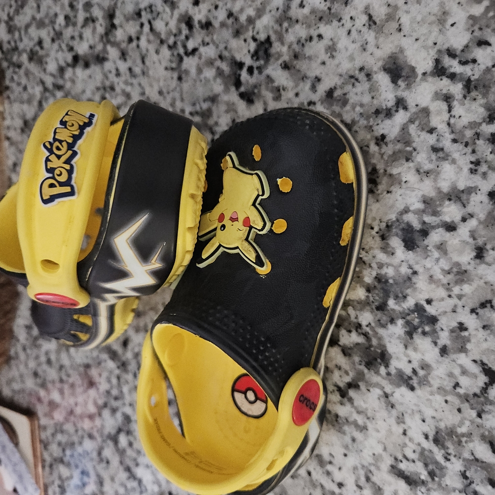 Pokemon Kids Clogs - Black and Yellow